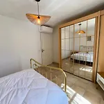 Hébergement de vacances Maison Avec Piscine Privée - 6 Pers. - Fr-1-323-605