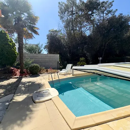 Maison Avec Piscine Privée - 6 Pers. - Fr-1-323-605 Hébergement de vacances Saint-Jean-de-Monts